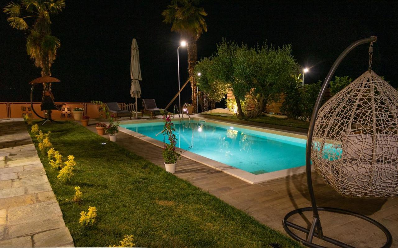 Pefkohori Golden Mountain Beach Villas Exterior photo