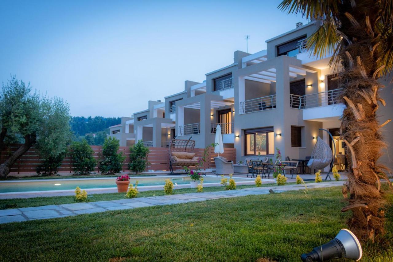 Pefkohori Golden Mountain Beach Villas Exterior photo